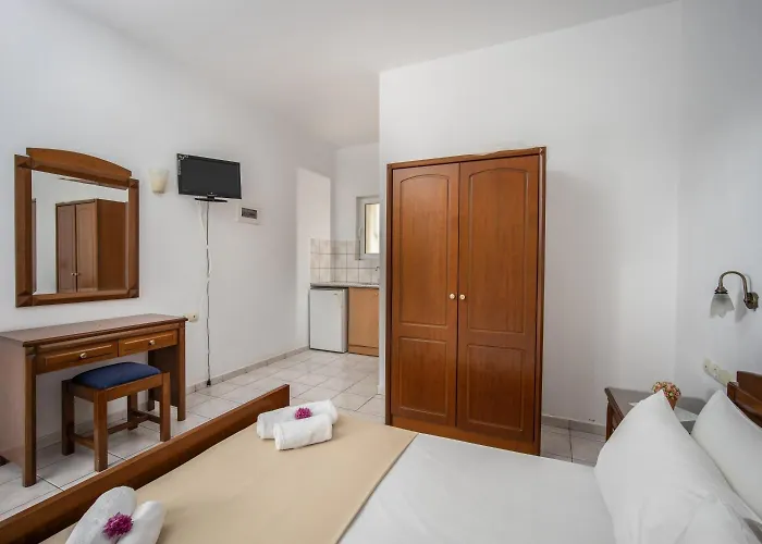 Astir Apartmanhotel 3*