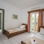 Aparthotel Astir