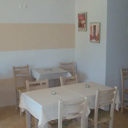 Astir Apartmanhotel 3*